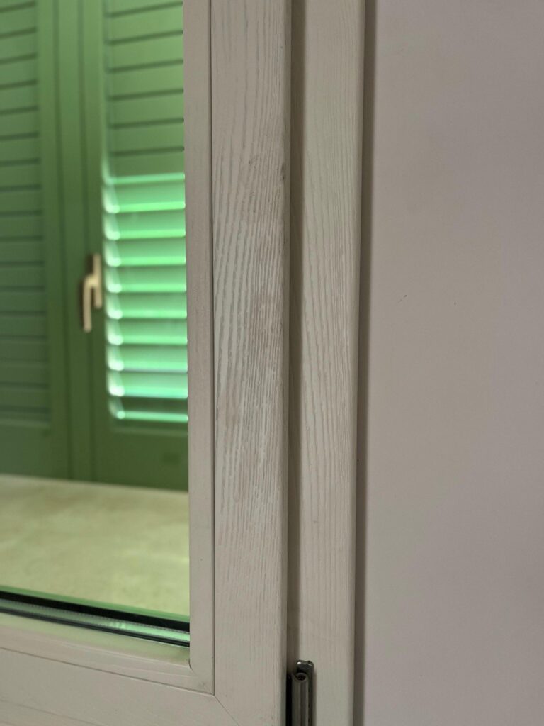 Infissi a taglio termico in legno-alluminio