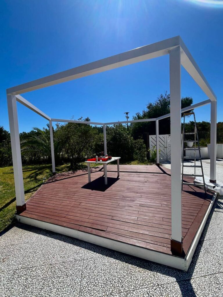Struttura in ferro zincata a caldo per gazebo