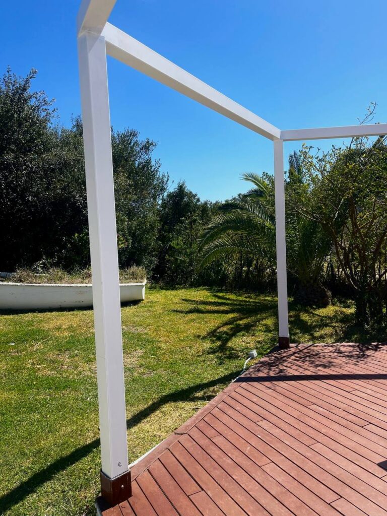 Struttura in ferro zincata a caldo per gazebo