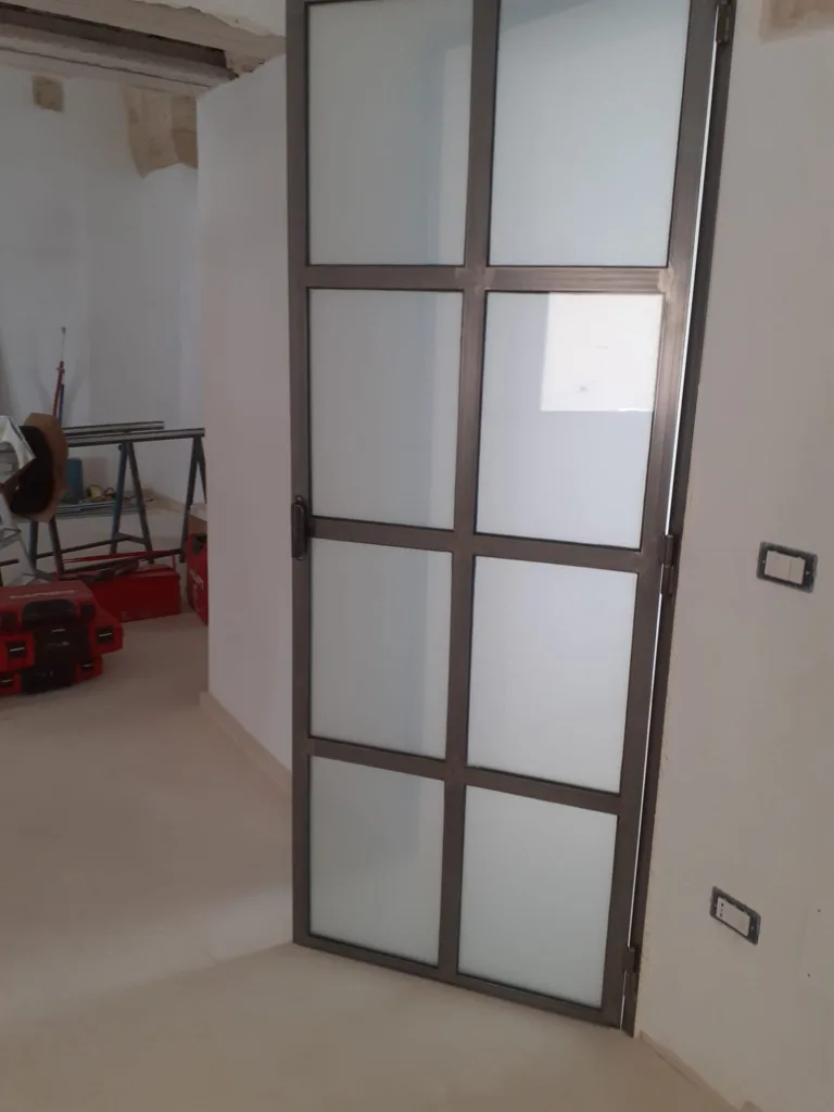 Infissi in ferro (17)